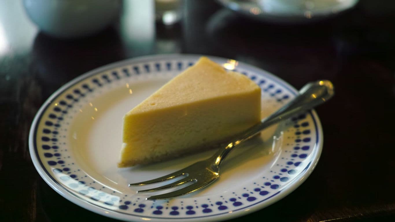 cheesecake slice on a plate