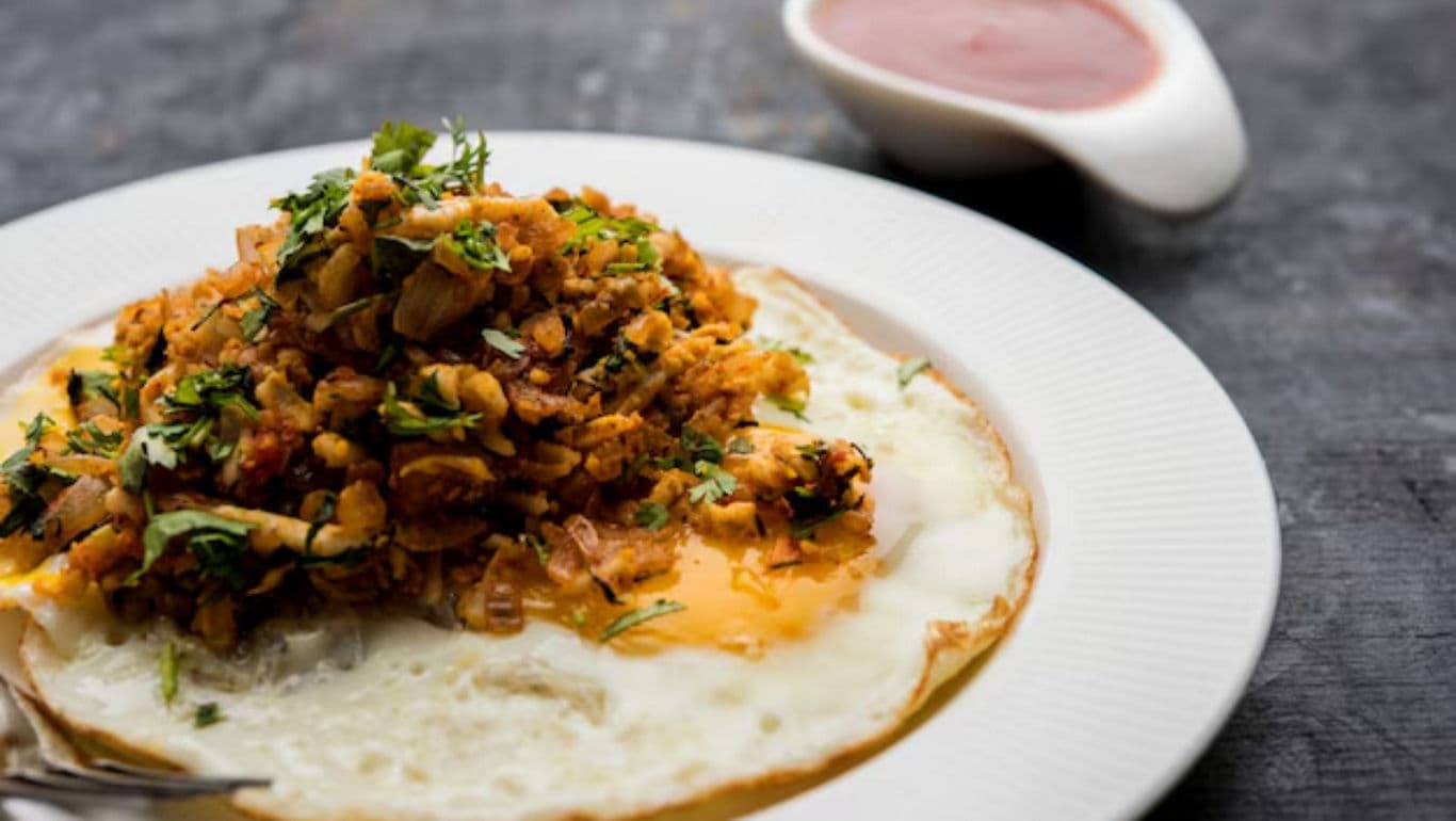 Egg dish with spicy topping and sauce