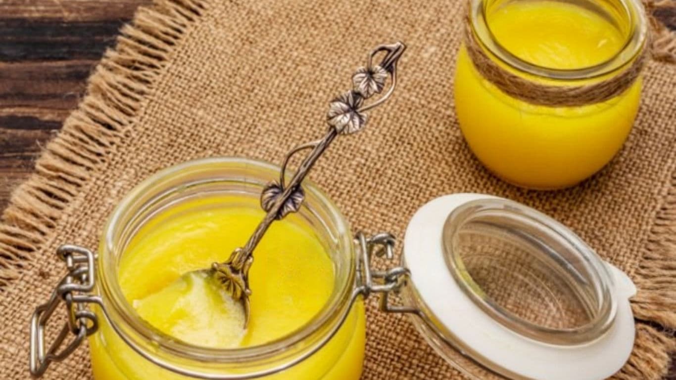 Balancing Ghee and Oil in Your Kitchen