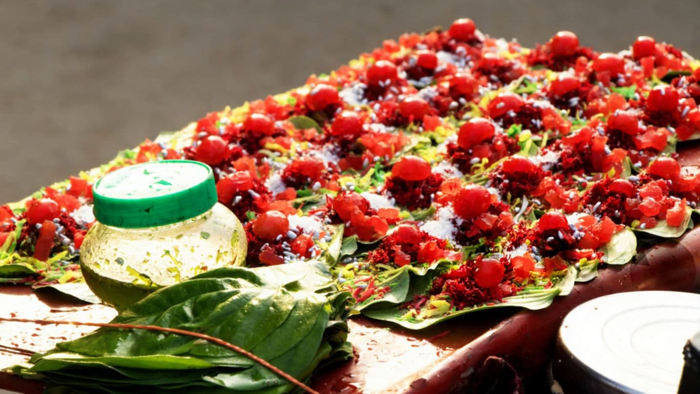Banarasi Ritual: Paan