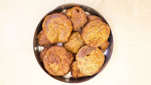 ariselu-recipe-golden-rice-flour-sweet-with-jaggery-goodness-thumbnail