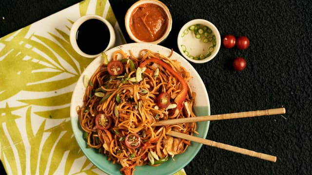 Veg Hakka Noodles Recipe