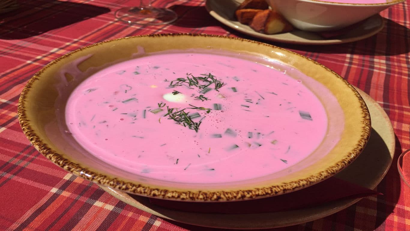 Beetroot and mint raita