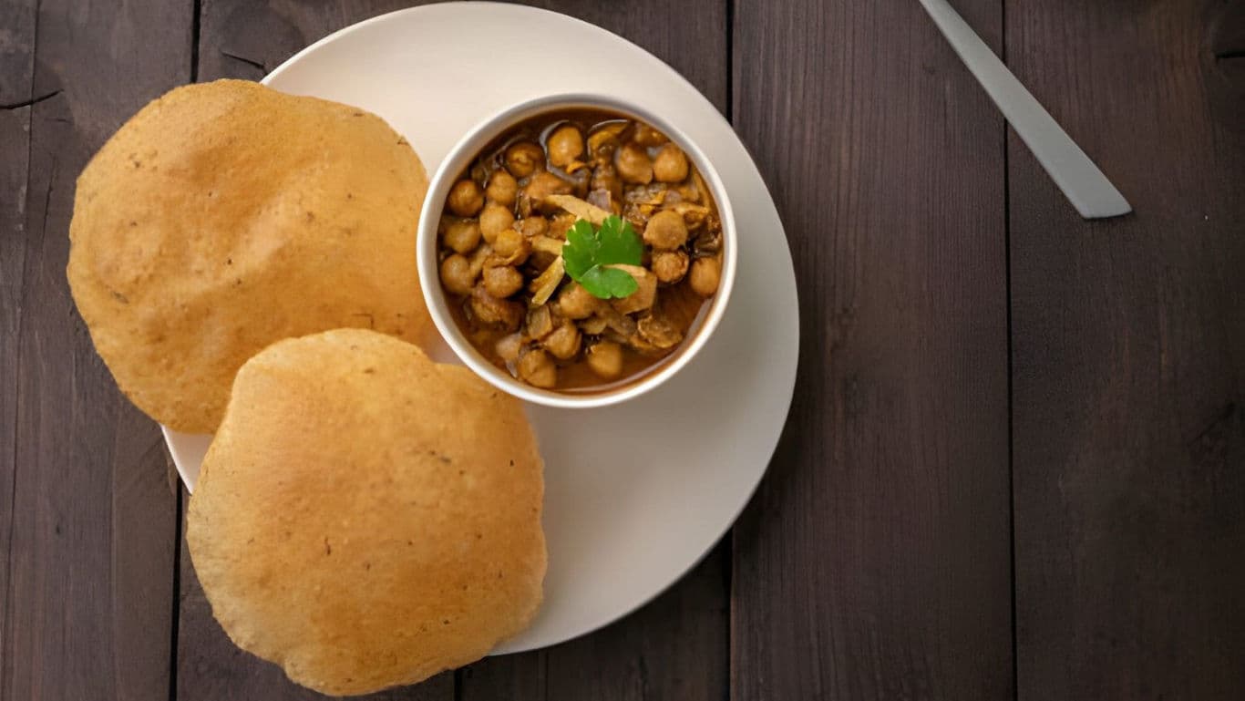 Chole bhature with sides
