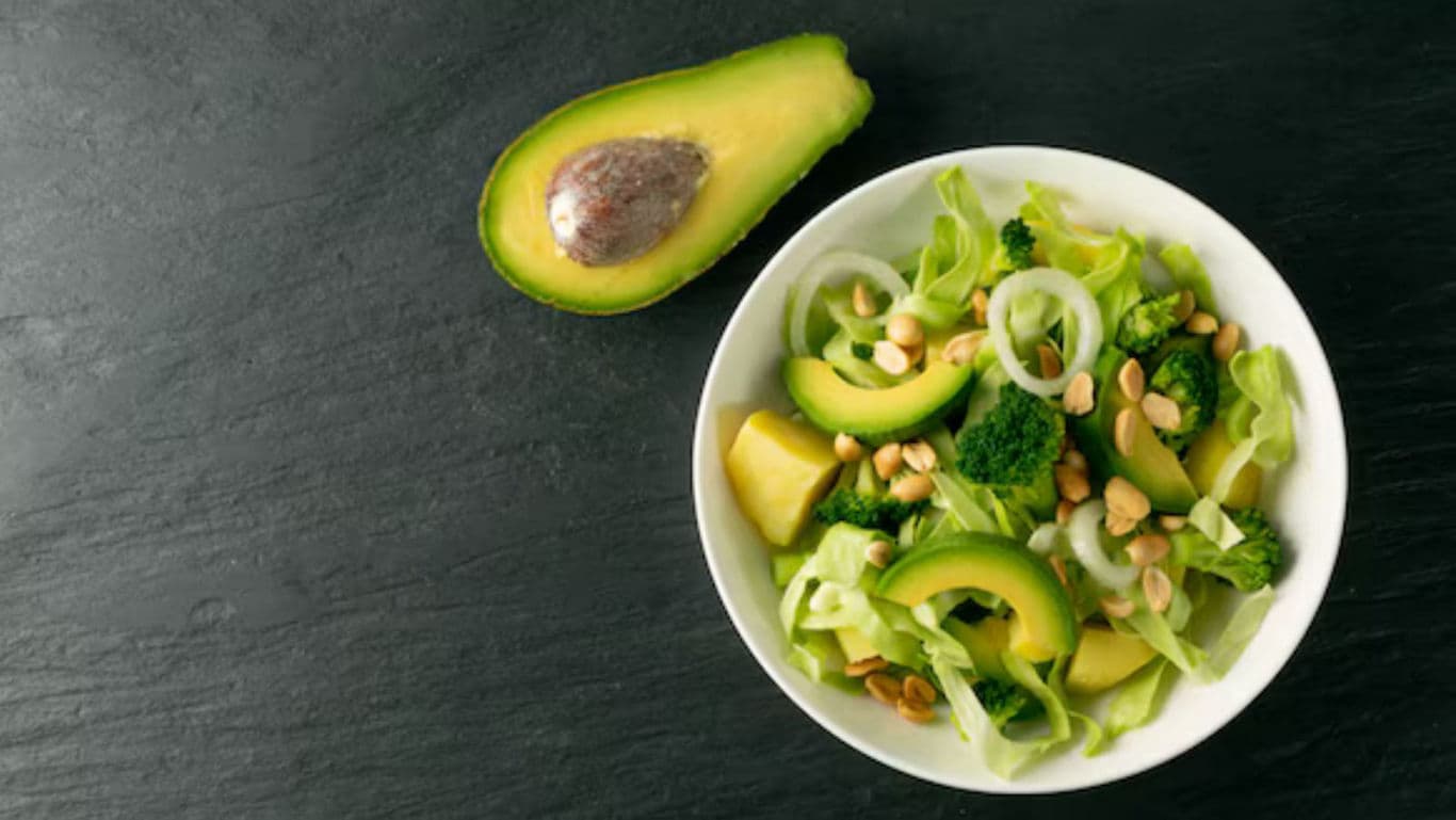 5 Protein-packed avocado bowls perfect for breakfast
