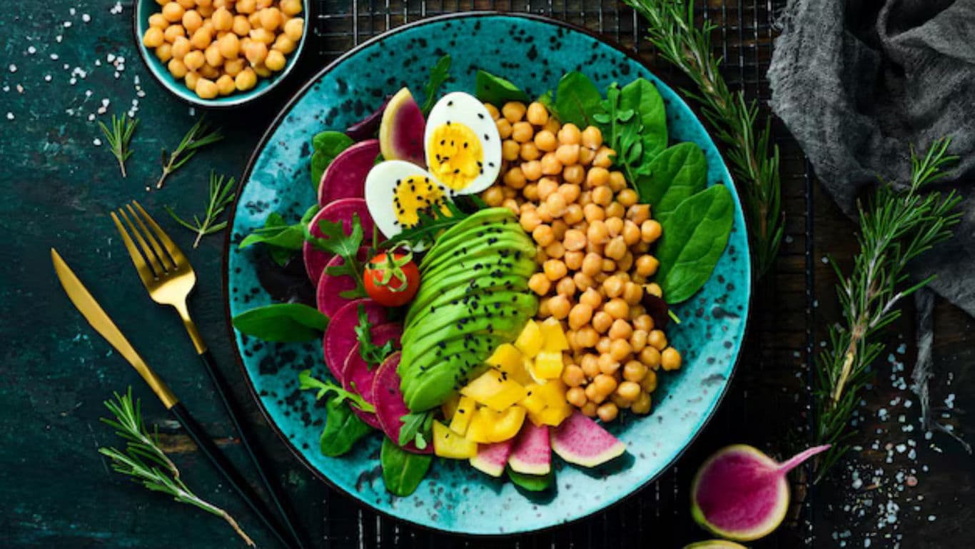 5 Protein-packed avocado bowls perfect for breakfast