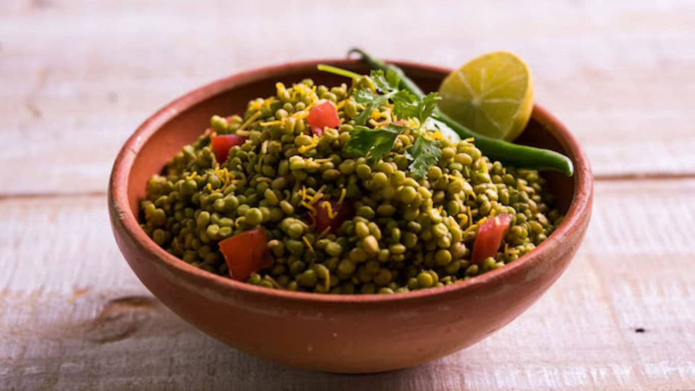 Gujarat – Ponk, Green Garlic, Fresh Herbs - 1