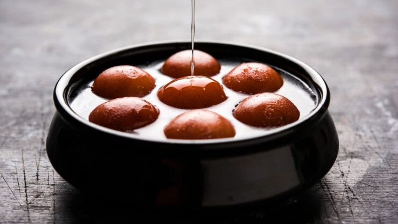 Traditional dessert in black ceramic bowl