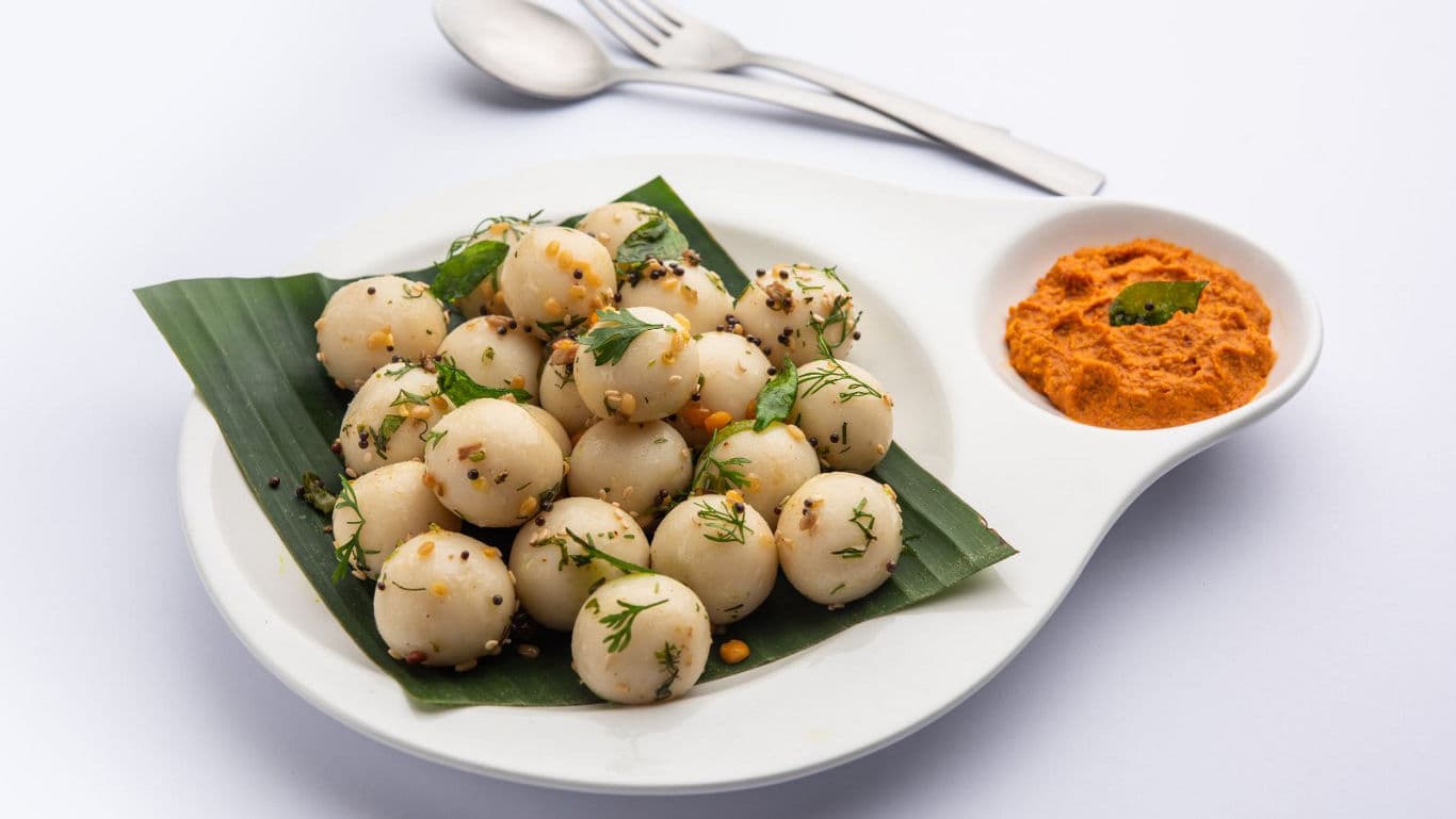 South Indian rice dumplings with chutney