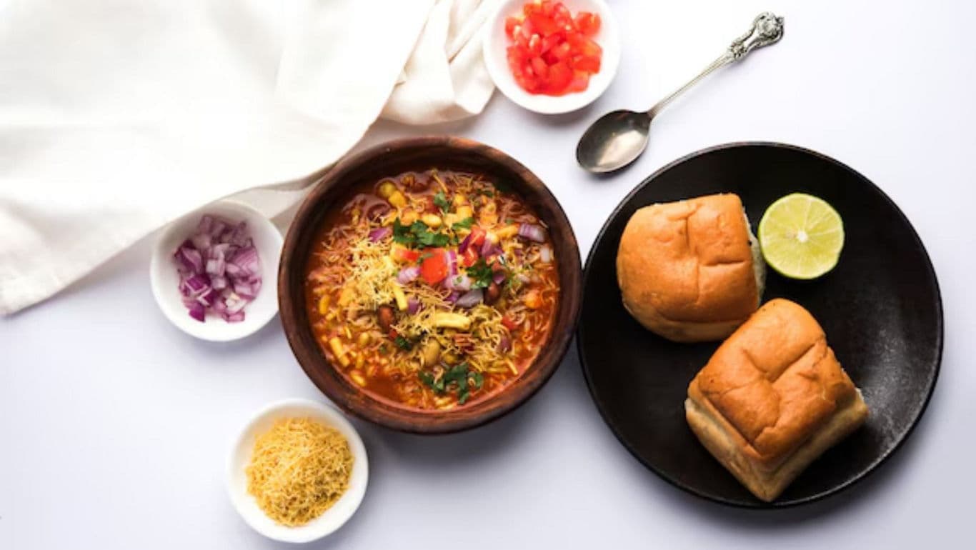 Indian street food misal pav meal