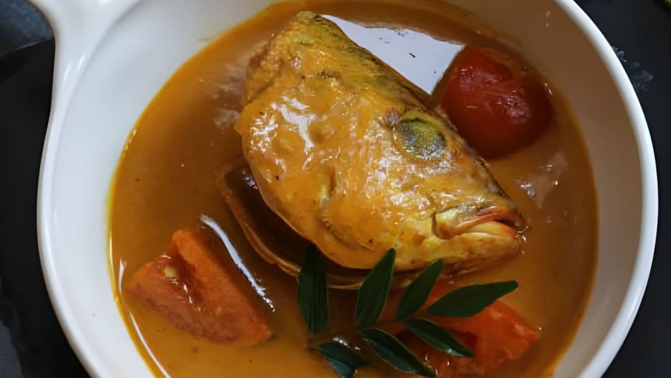 Fish Head Curry in Rich Spiced Gravy Bowl
