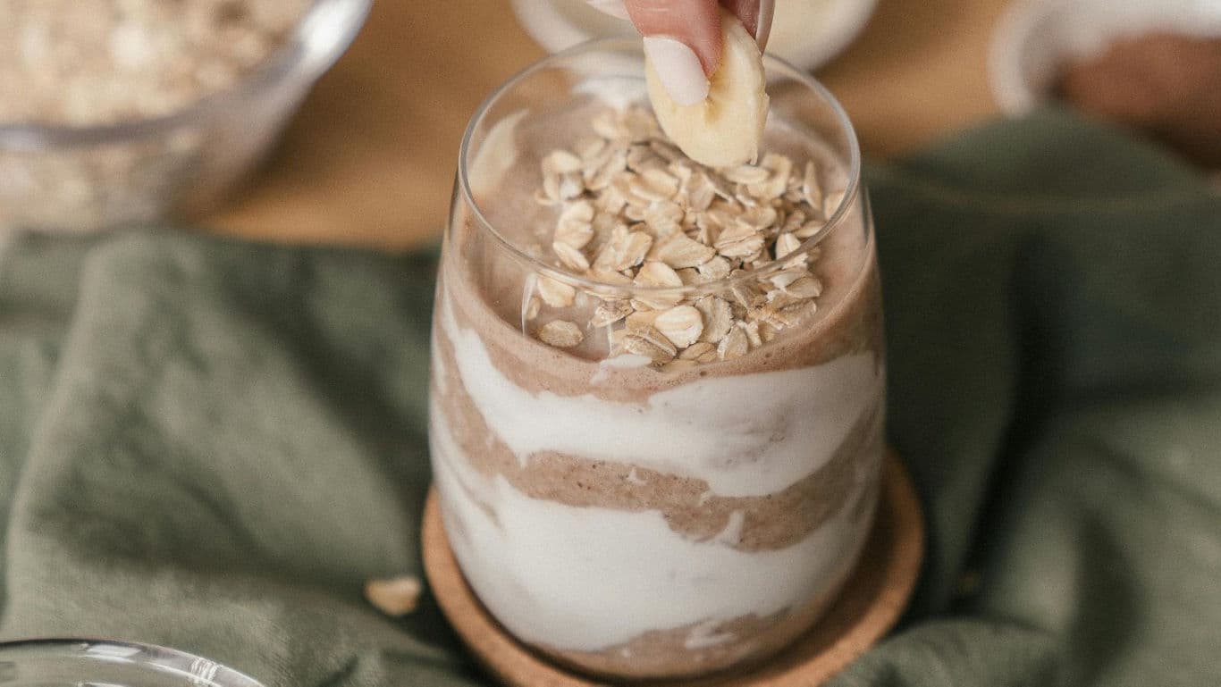 Overnight Oats with Tropical Fruits- Inset Image 1