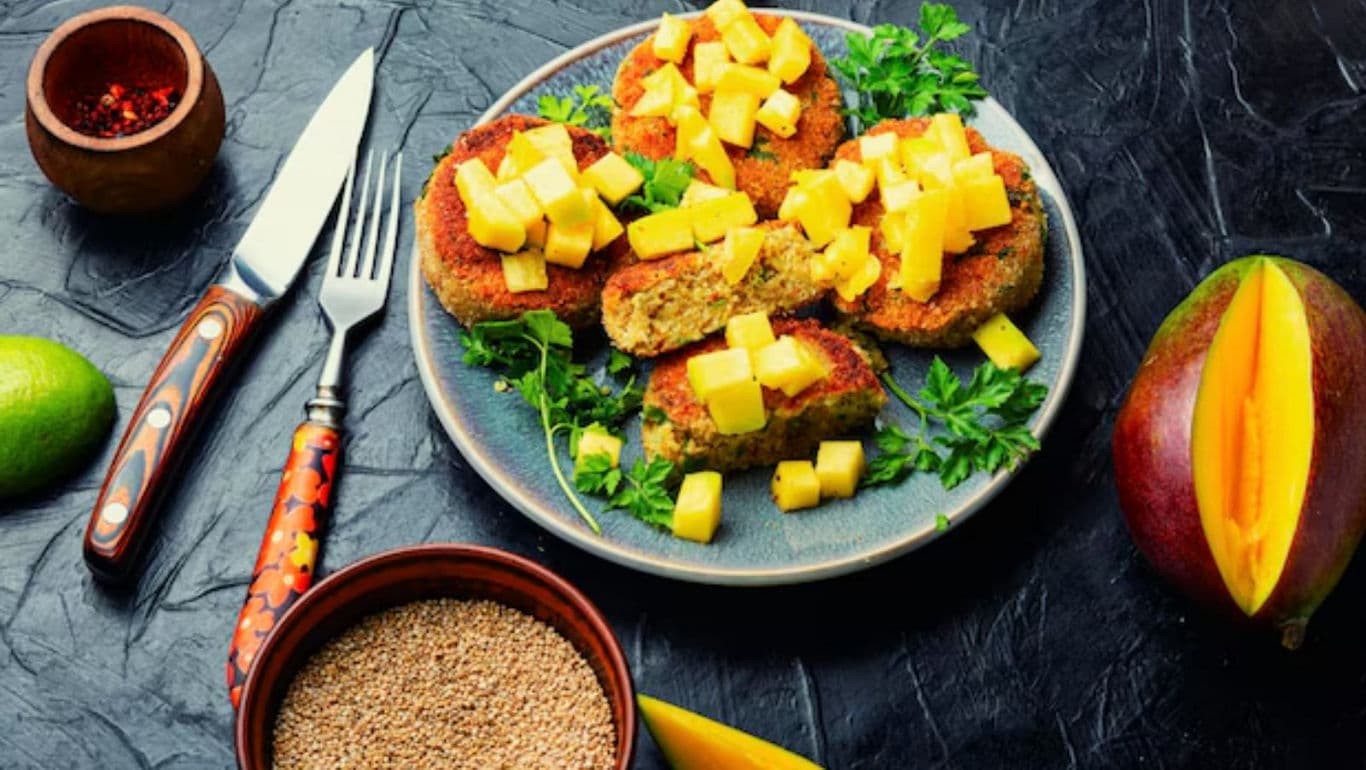 Vegetarian patties with mango topping