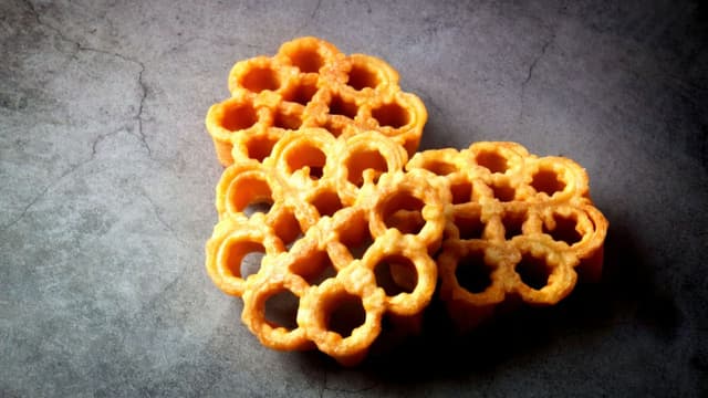 Crunchy Rose Cookies