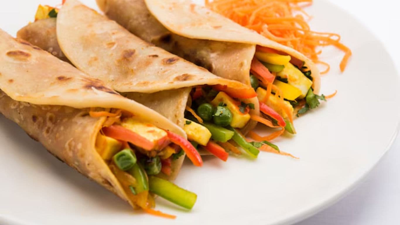Vegetable wraps with fresh ingredients