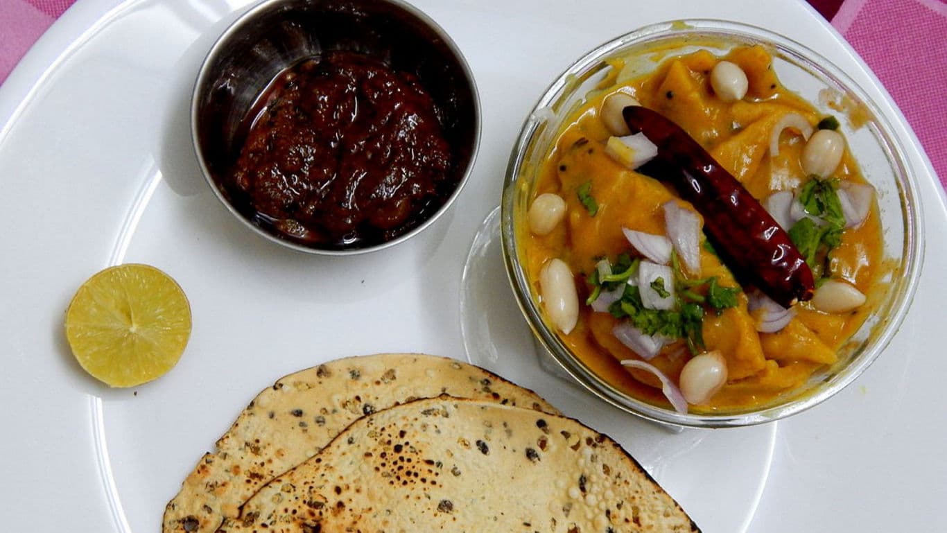 dal dhokli Gujrati-style for tiresome days