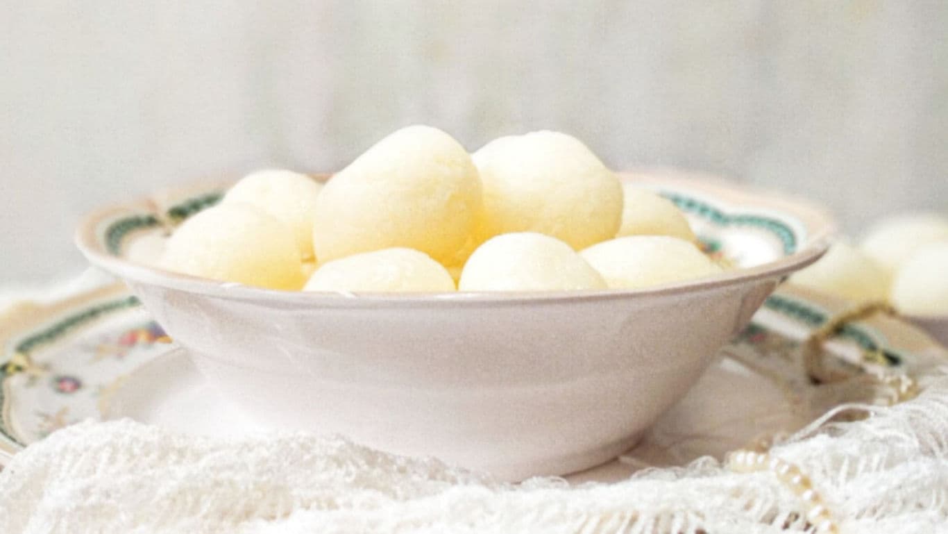 Traditional Rasgulla Sweets in Decorative Bowl