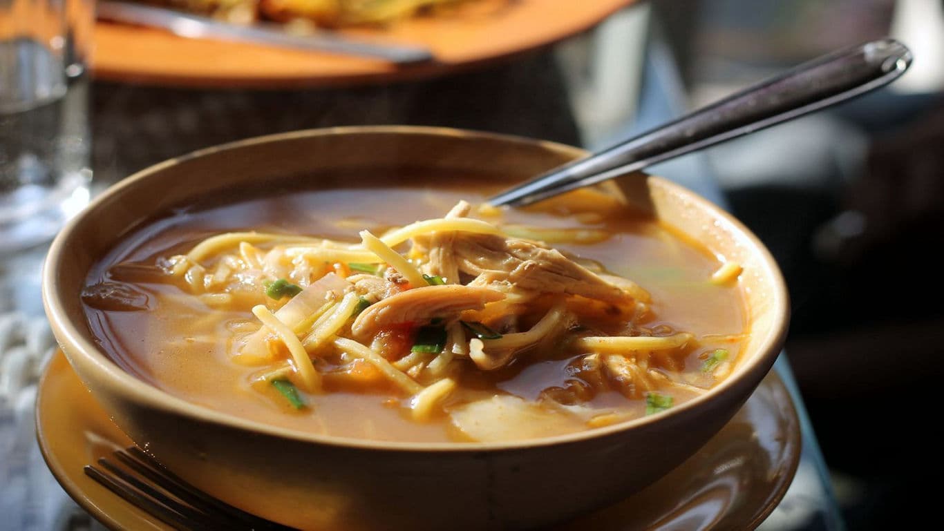 Thukpa in a bowl