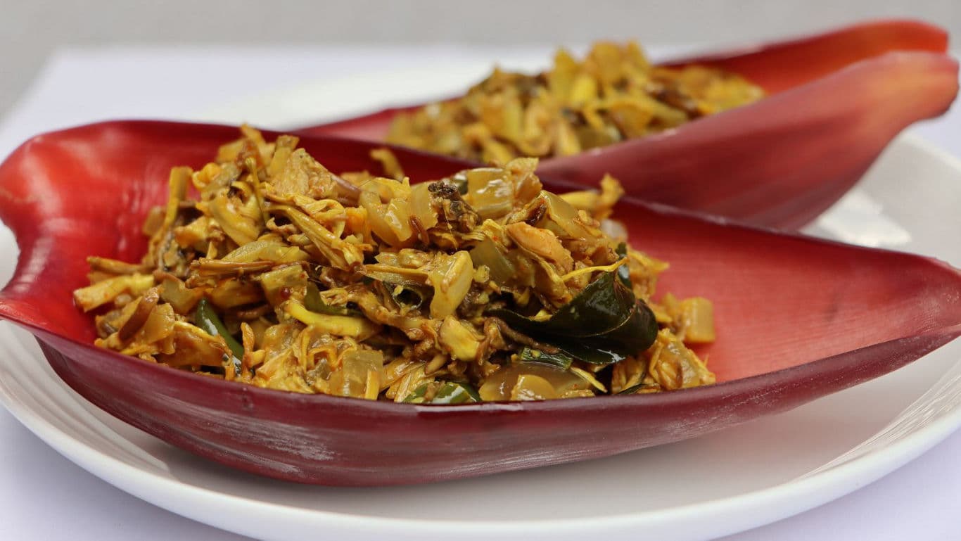 Banana Blossom Curry on Decorative Plate