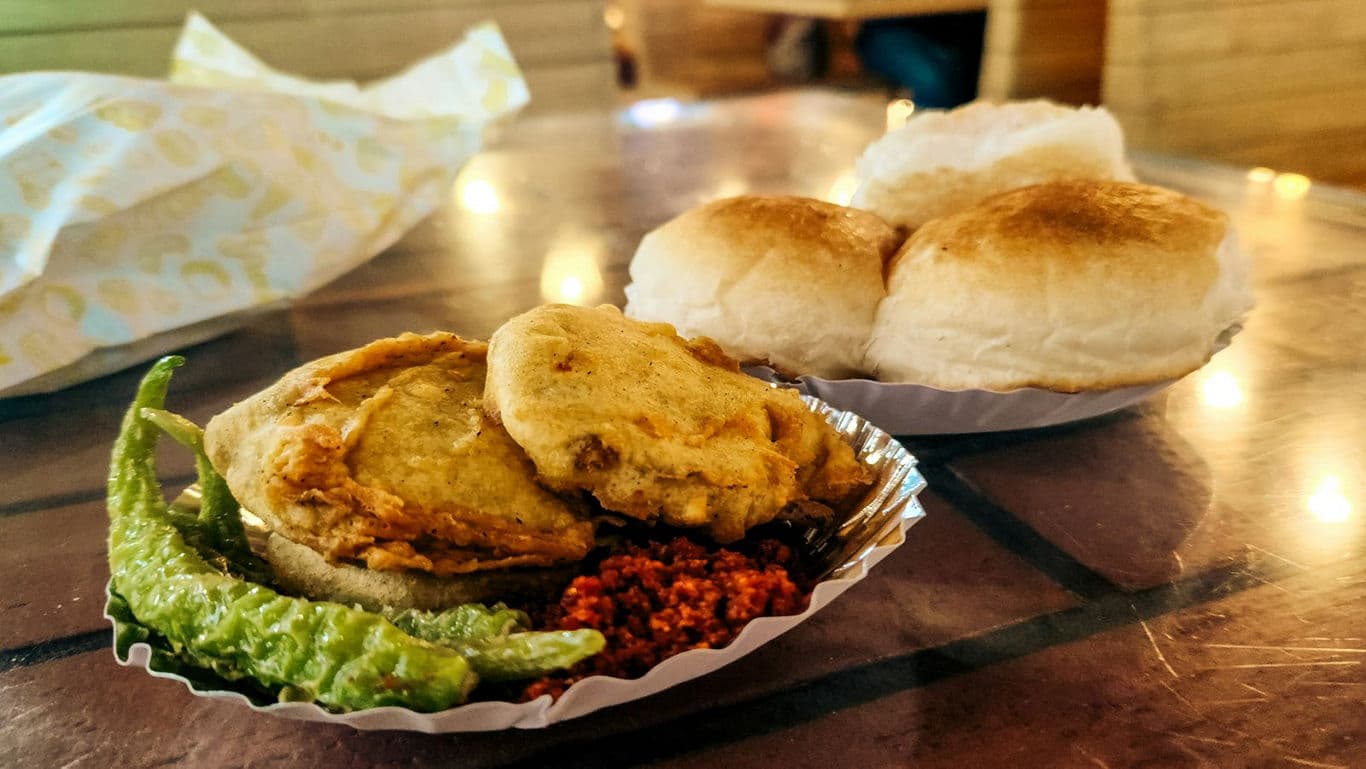 The Ultimate Guide to Mumbai Street Food: From Vada Pav to Pav Bhaji
