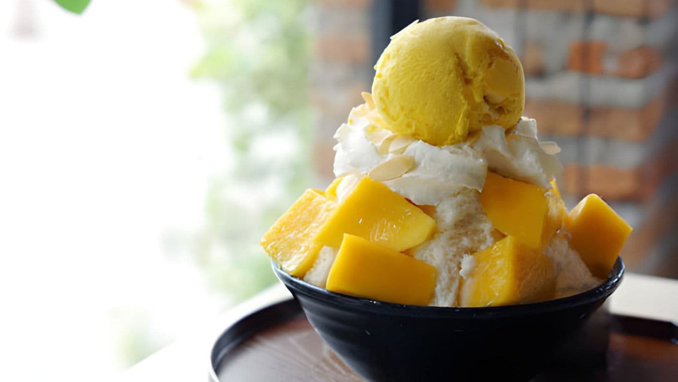 What Makes Up Korean Shaved Ice - inset image 1