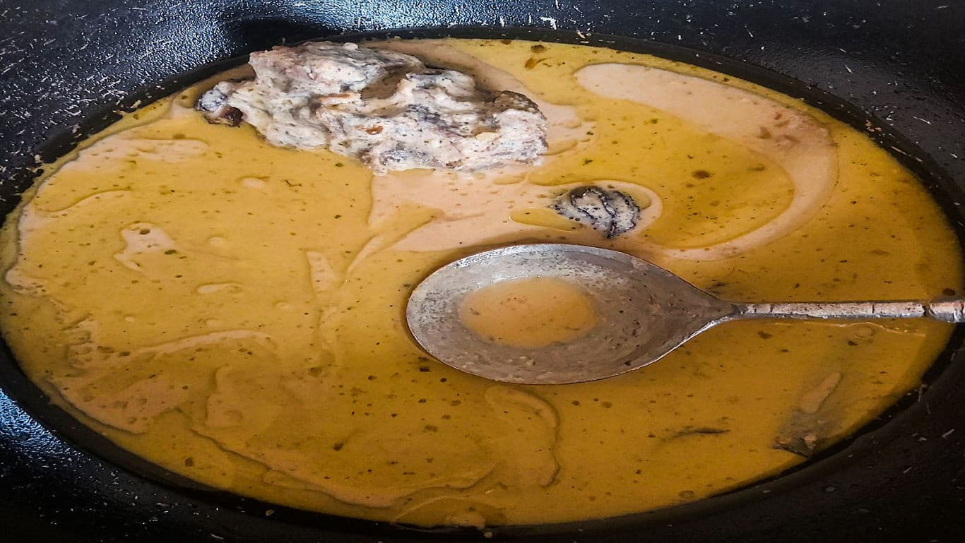 Yakhni in a kadai